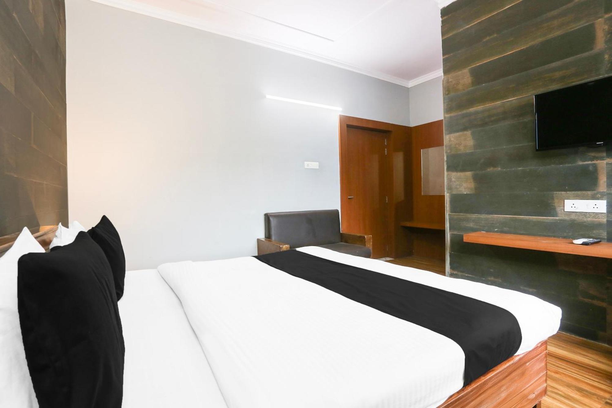 Super Collection O Bhiwadi Exterior foto